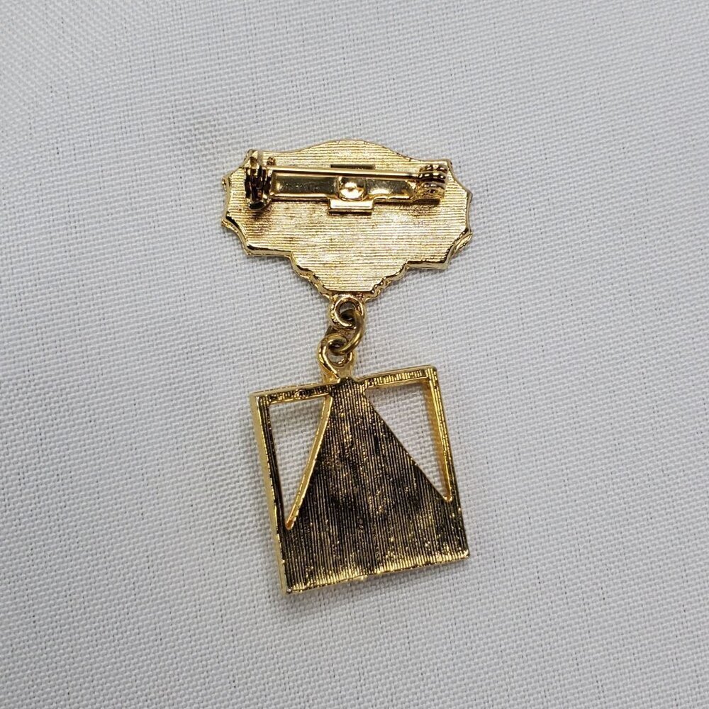 VTG Gold-Tone 500 Club Bowling Pin & Ball Lapel Pin With Dangling Charm - Picture 5 of 6